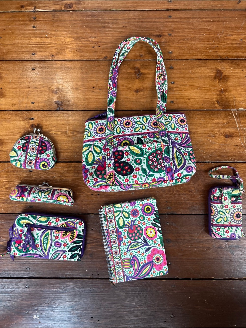 Vera Bradley Bundle in Viva La Vera